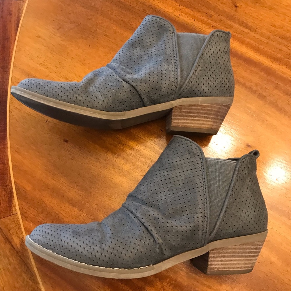 Gray ankle boots.
